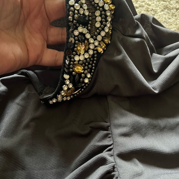 Maurice’s gray one shoulder top - Picture 2 of 3